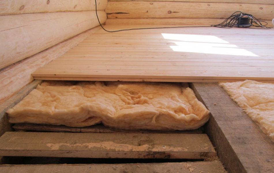 Ремонт деревянного пола на даче